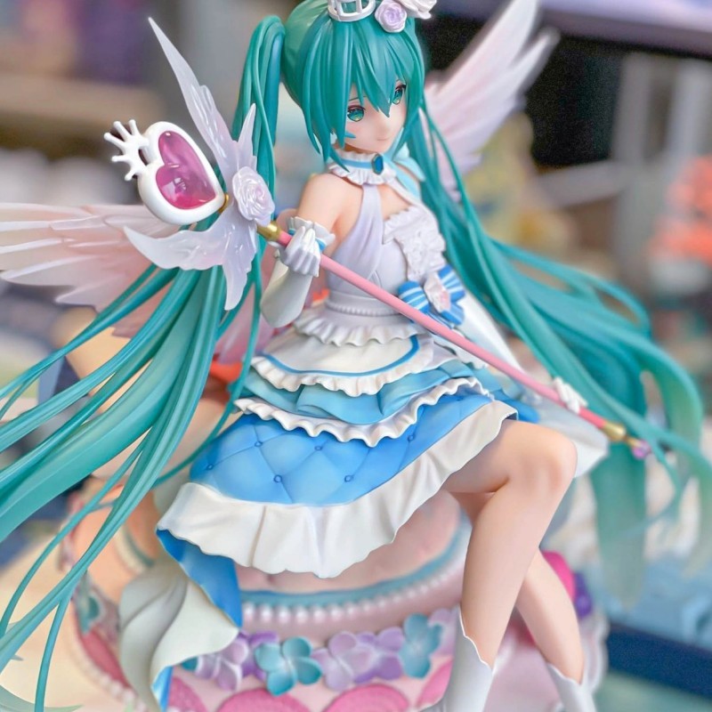 Elevating Elegance: The Base or Stand of Hatsune Miku Figures插图