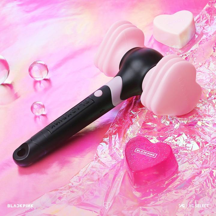 Shining Bright with Blackpink’s Lightstick: A Must-Have for Blinks插图