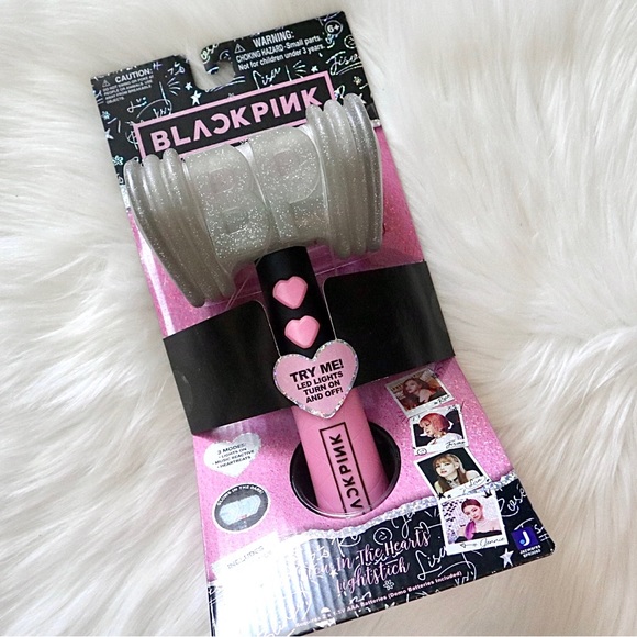 Join the Glow Revolution: Blackpink’s Lightstick and its Transformative Impact on Fan Culture插图